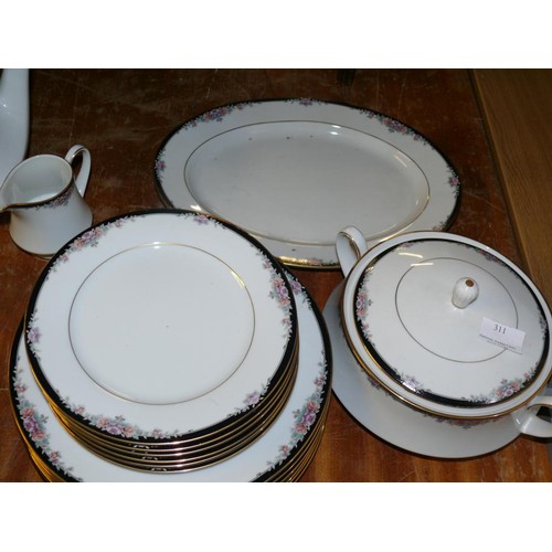 393 - NORITAKE LEGENDARY 'BELLE EXPRESS' DINNER & TEA SERVICE, INC PLATES, LIDDED TUREEN, BOWLS ETC