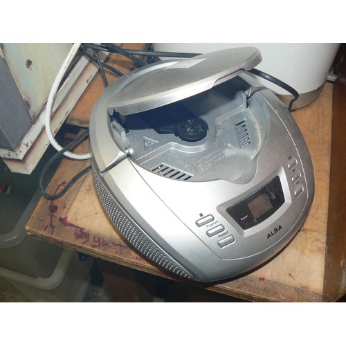 291 - HITACHI RADIO, A CD PLAYER AND A TOASTER