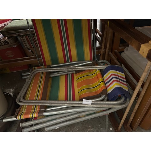 280 - VINTAGE METAL FOLDING CHAIRS