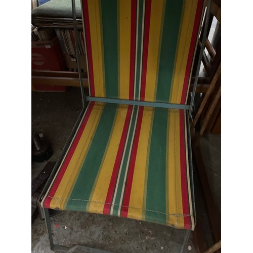 280 - VINTAGE METAL FOLDING CHAIRS