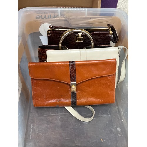 373 - BOX OF VINTAGE LADIES GENUINE LEATHER HANDBAGS