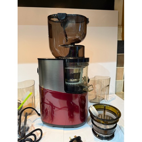 367 - BIOCHEF ATLAS PRO WHOLE SLOW JUICER IN RED NEW IN BOX FROM BANKRUPT STOCK ORIGINALLY SUPPLIED BY WAY... 