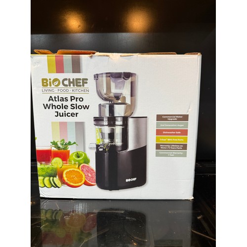 367 - BIOCHEF ATLAS PRO WHOLE SLOW JUICER IN RED NEW IN BOX FROM BANKRUPT STOCK ORIGINALLY SUPPLIED BY WAY... 