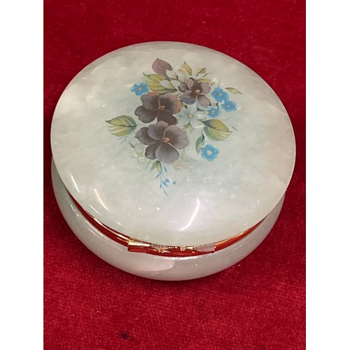 2 - A LOVELY JADE DRESSING TABLE POT