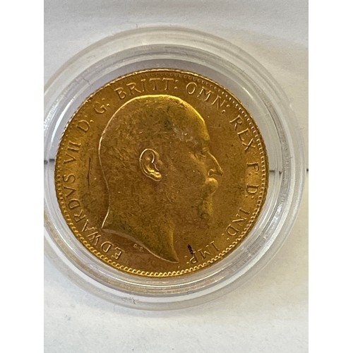 21 - A GOLD SOVEREIGN 1907 EDWARD VII HEAD VERY FINE