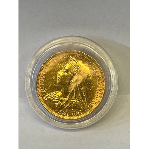 20 - A GOLD SOVEREIGN 1896 VEILED HEAD VERY FINE