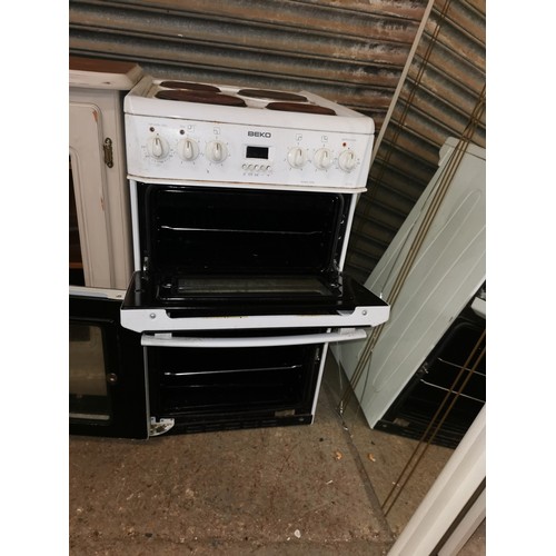 413E - BEKO ELECTRIC OVEN FROM A HOUSE CLEARENCE