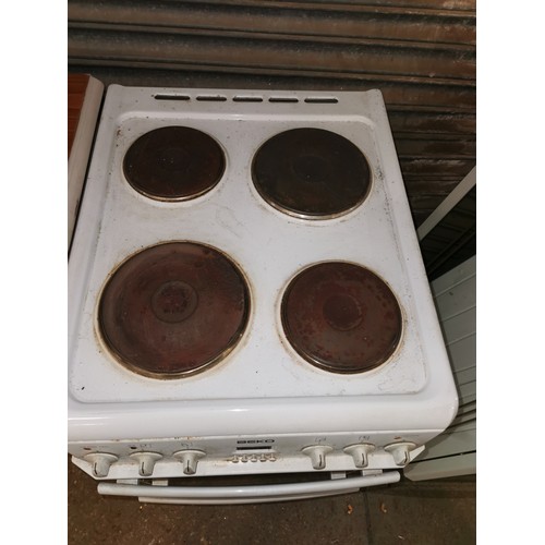 413E - BEKO ELECTRIC OVEN FROM A HOUSE CLEARENCE