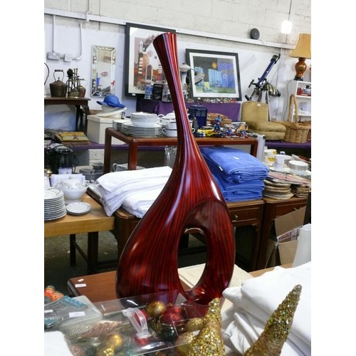 90 - LARGE RED MODERN SCULPTURE VASE