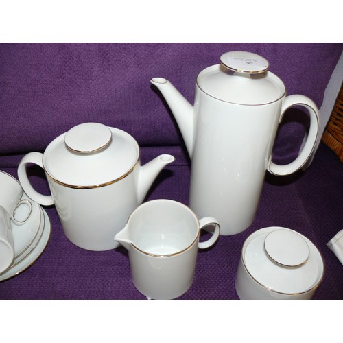 95 - WHITE PORCELAIN TEA/COFFEE SET BY THOMAS GERMAY TO INCLUDE TEAPOT, COFFEE POT, SUGAR BOWL, MILK JUG,... 