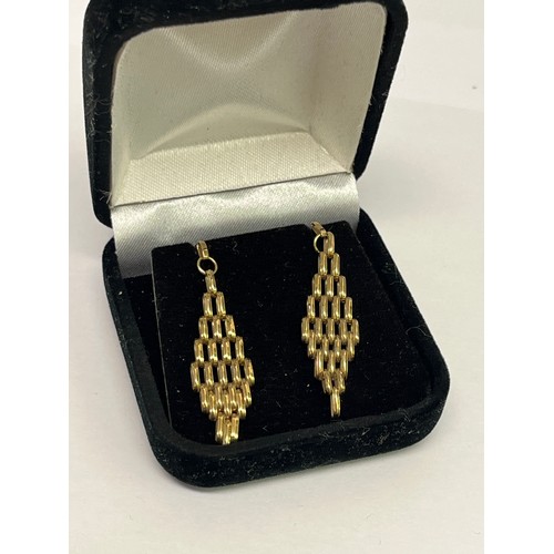 20 - A PAIR OF 9ct GOLD EARRINGS BOXED WEIGHT 2.34gr