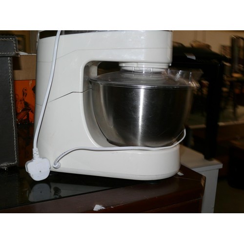 267 - KITCHEN THERAPY ELECTRIC MIXER WITH STAINLESS STEEL BOWL