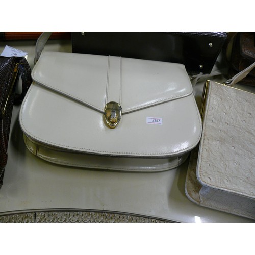 296 - 7 VINTAGE LEATHER HANDBAGS IN VARIOUS DESIGNS AND STYLES