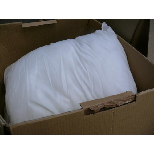 341 - 3 BOXES OF GOOD QUALITY BED LINEN AND PILLOWS