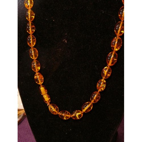 37 - A HONEYCOMB AMBER NECKLACE