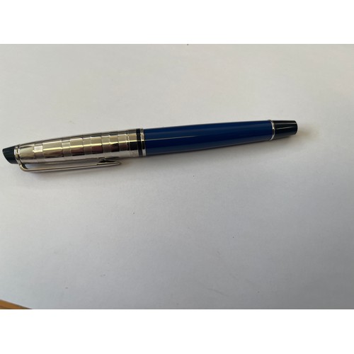 44 - A WATERMAN PARIS EXPERT DELUXE III BLUE F NIB FOUNTAIN PEN CHROME CAP