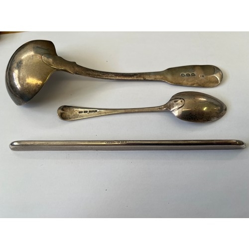 43 - A VERY HEAVY SOLID SILVER GEORGIAN LADLE LONDON 1819 John Kerschner A SILVER TEA SPOON BY SHEFFIELD ... 