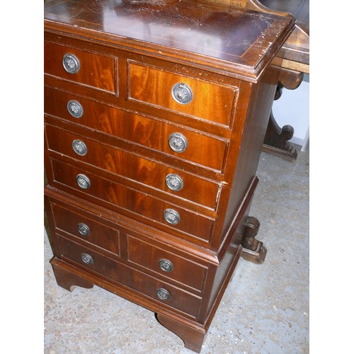 351 - MINIATURE COMPACT REPRODUCTION MAHOGANY CHEST ON CHEST WITH 8 DRAWERS