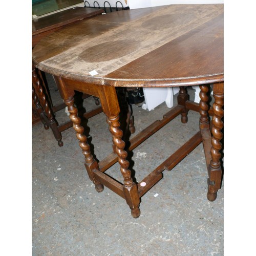 291 - OAK DROP LEAF TABLE WITH BARLEY TWIST LEGS