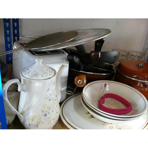 316C - SHELF OF KITCHENWARE TO INCLUDE MOULINEX SLICER, SAUCEPAN, FRYING PANS TOASTER ETC