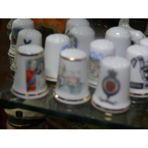 245 - A SELECTION OF COLLECTABLE ITEMS TO INCLUDE ANIMAL FIGURINES, THIMBLES, PILL POT ETC