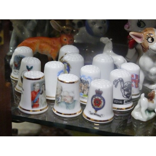 245 - A SELECTION OF COLLECTABLE ITEMS TO INCLUDE ANIMAL FIGURINES, THIMBLES, PILL POT ETC