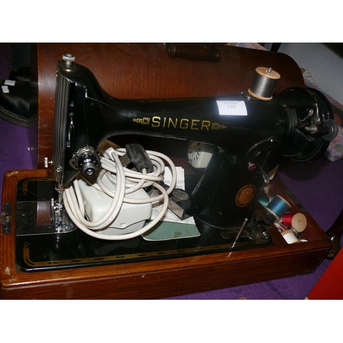 129 - SINGER SEWING MACHINE EG918184 WITH WOODEN CASE