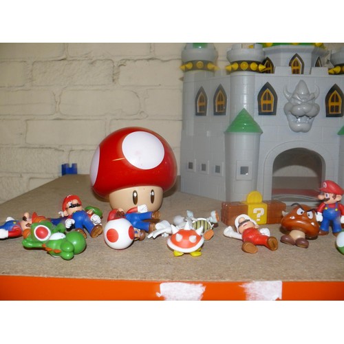 172 - COLLECTION OF SUPER MARIO BROTHERS TOYS MARIO, LUIGI, PRINCESS PEACH, TOADSTOOL ETC