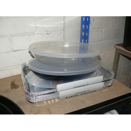 173 - SELECTION OF SERVING TRAYS IN VARIOUS SHAPES AND SIZES