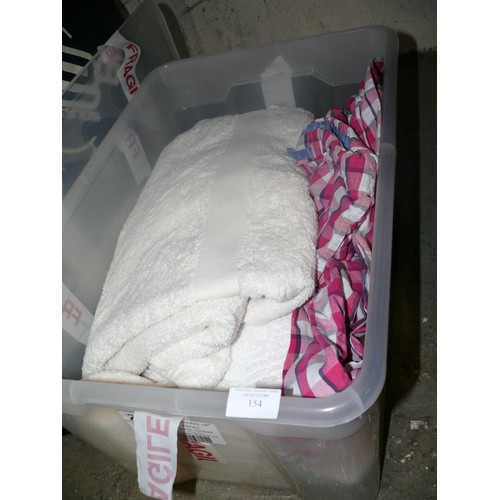 154 - LARGE TUB OF GOOD QUALITY CLEAN TOWELS