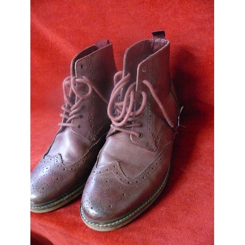 197 - PAIR OF LEATHER BOOTS SIZE 8 BY SILVER STREET LONDON WITH ORIGINAL BOX