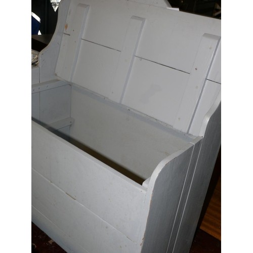 288 - SMALL PINE STORAGE BENCH PAINTED IN GREY