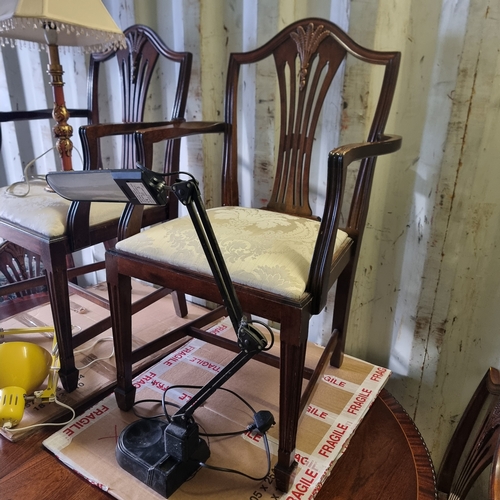 463 - CARVED DARK WOOD DINING TABLE WITH 6 MATCHING CHAIRS (TWO CARVERS) IN VERY CLEAN CONDITION