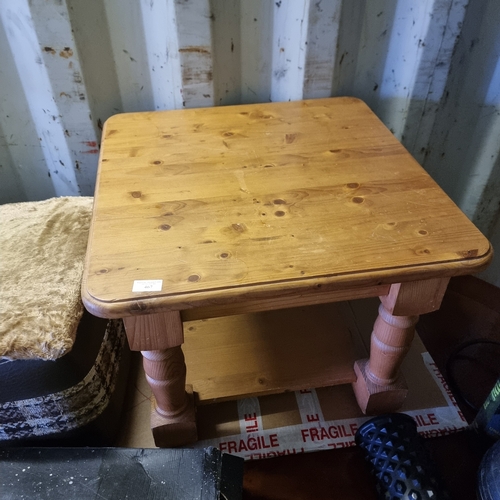 467 - CHUNKY PINE BEDSIDE / COFFEE TABLE