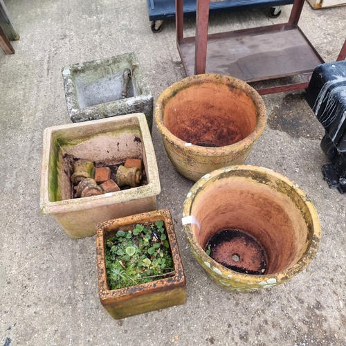 492 - 5 GARDEN PLANT POTS