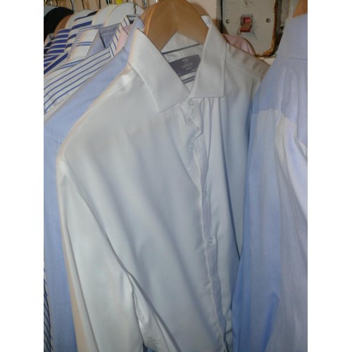 343 - 20 GOOD QUALITY GENTS SHIRTS