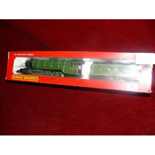 273 - HORNBY FLYING SCOTSMAN ENGINE AND TENDER 4472