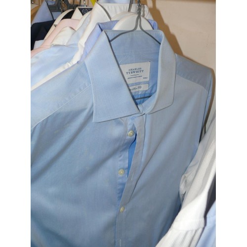 344 - 23 GOOD QUALITY GENTS SHIRTS