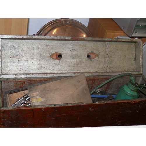 102A - VINTAGE WOODEN BOX WITH CONTENTS OF VINTAGE TOOLS TO INCLUDE AN OIL CAN, SPANNERS, DRILL BITS ETC