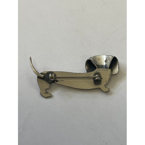 30 - MODERNIST BEAU STERLING SILVER DACHSHUND DOG BROOCH