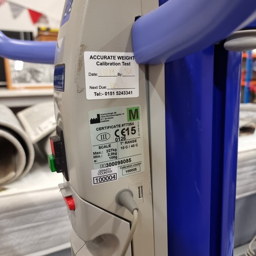 316 - ARJO MAXI MOVE HOIST/ PATIENT LIFT WITH SLING