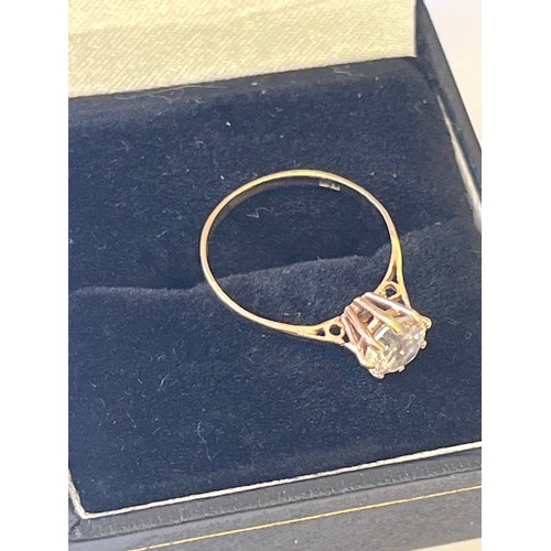 15 - 9CT GOLD SOLITAIRE RING SIZE J  1.1 GRAMS