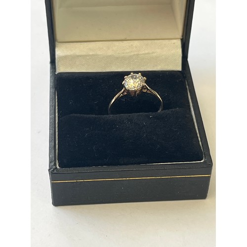 15 - 9CT GOLD SOLITAIRE RING SIZE J  1.1 GRAMS