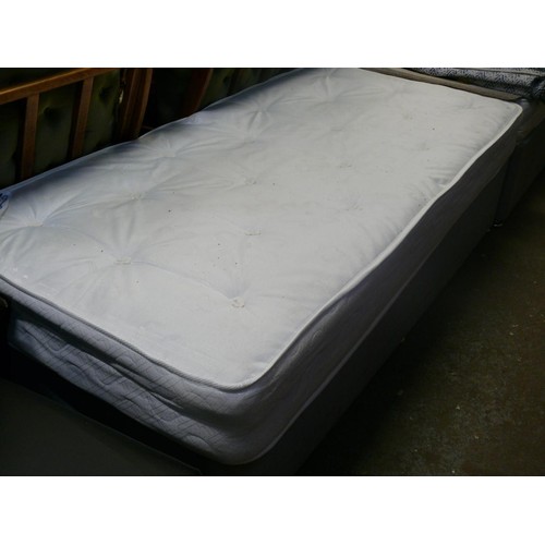 351 - SINGLE DIVAN BED WITH LIFT UP STORAGE AND MATTTRESS