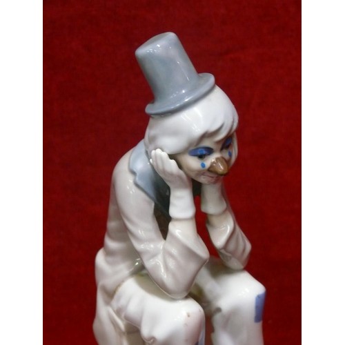 1 - A SPANISH CLOWN FIGURE