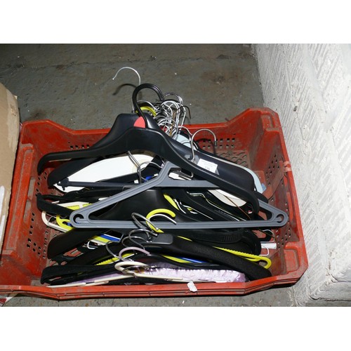 173 - 2 BOXES OF GOOD QUALITY COAT HANGERS