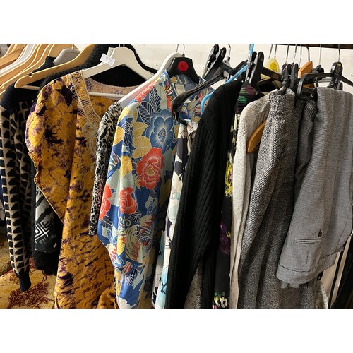 415 - RAIL OF LADIES CLOTHES INCLUDING VINTAGE TIE DYED KAFTAN DRESS