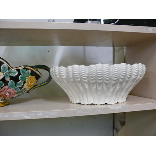 81 - 1950'S ITALIAN BASKET VASE AND A SYLVAC VASE BOWL