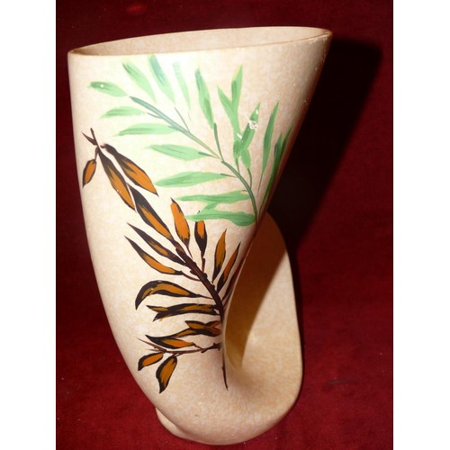 71 - MID CENTURY MODERNIST STYLE VASE 