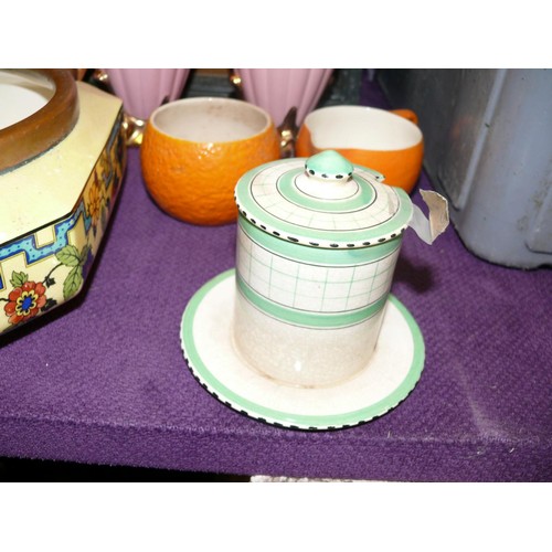 125 - SELECTION OF ART DECO AND MID CENTURY ENGLISH CERAMICS INCLUDING BRITISH ANCHOR POTTERY JAM POT, BES... 